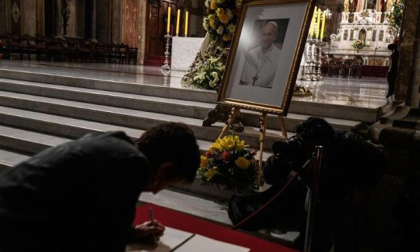 El Papa Francisco partió, pero no se fue